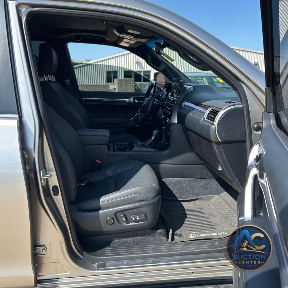 2023 Lexus GX 460 Base