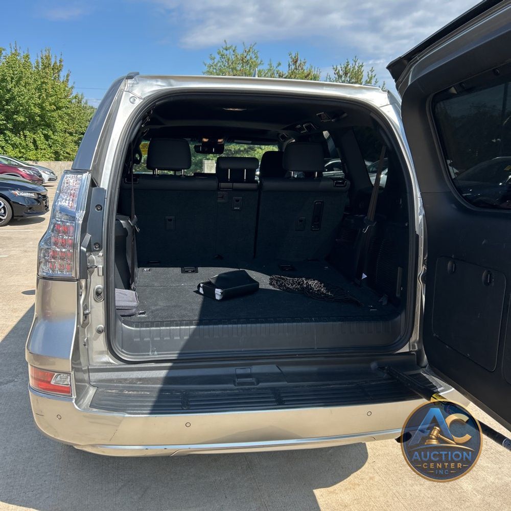 2023 Lexus GX 460 Base