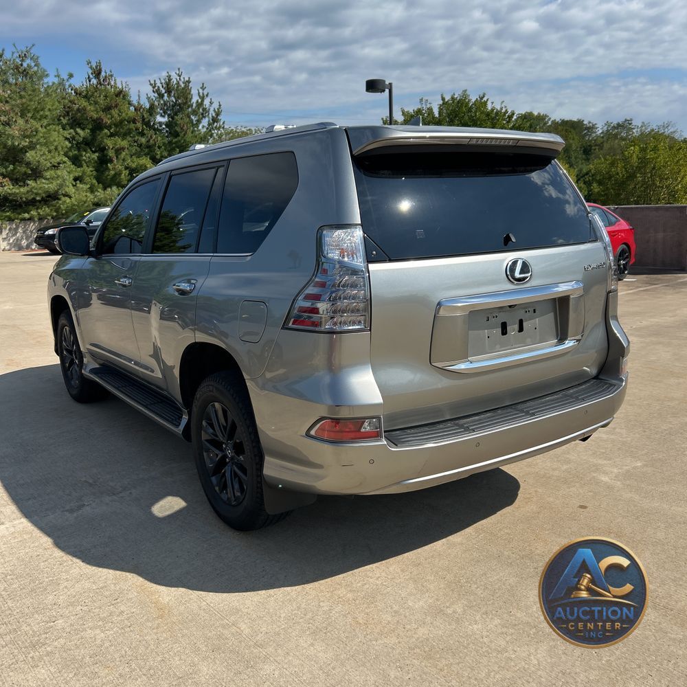 2023 Lexus GX 460 Base