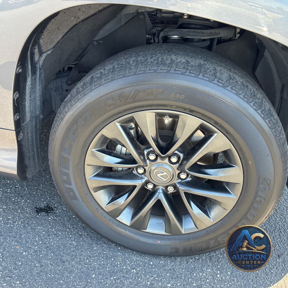 2023 Lexus GX 460 Base