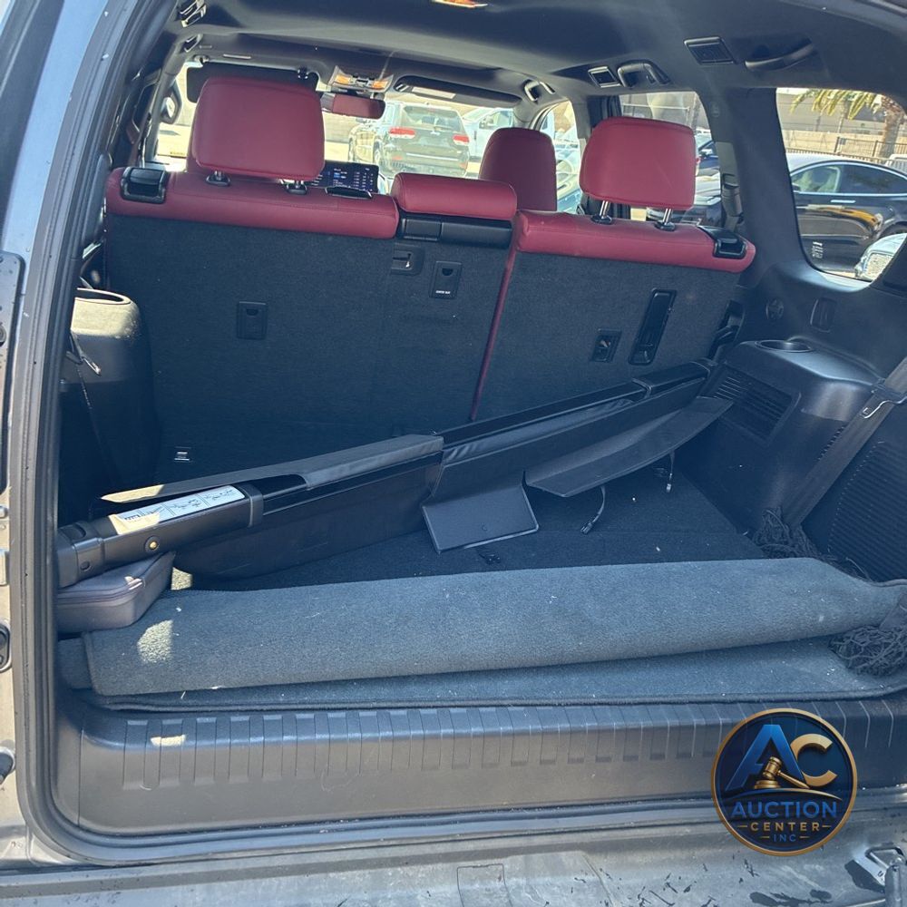 2023 Lexus GX 460 Base