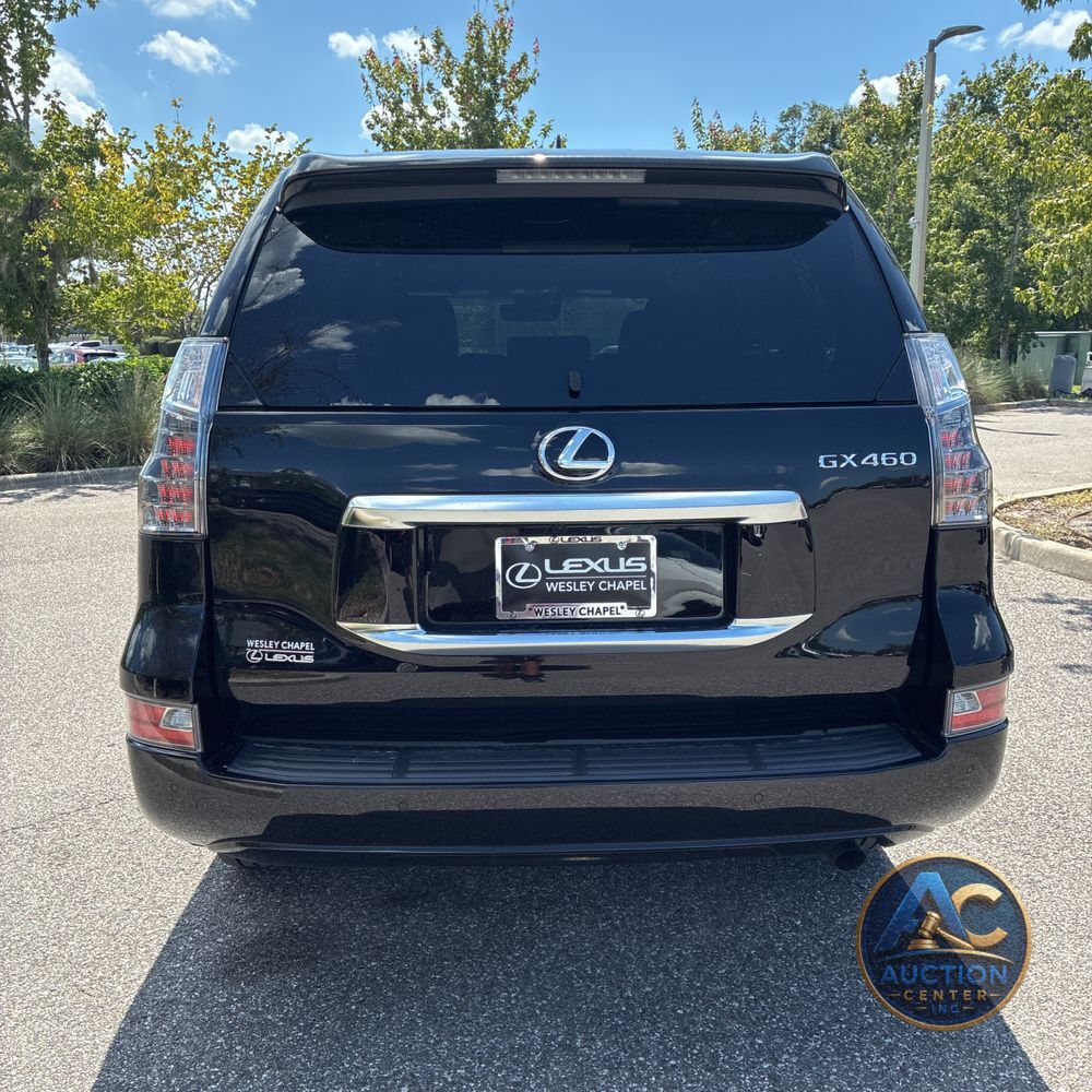 2023 Lexus GX 460 Base