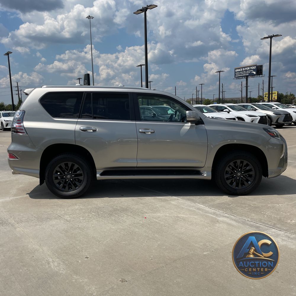 2023 Lexus GX 460 Base