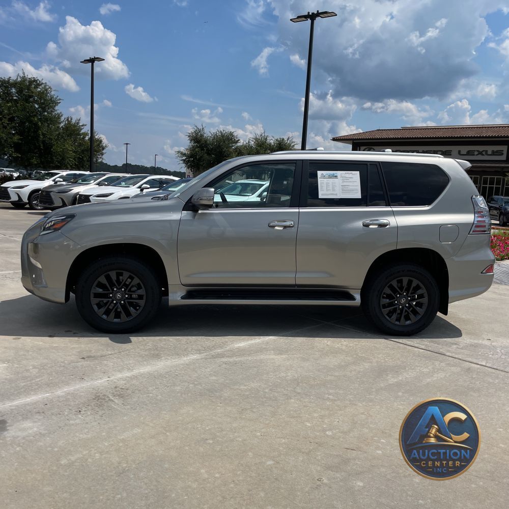 2023 Lexus GX 460 Base