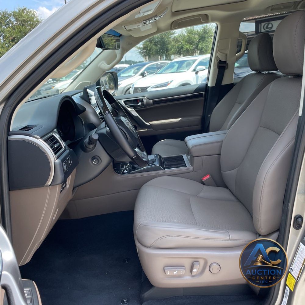 2023 Lexus GX 460 Base