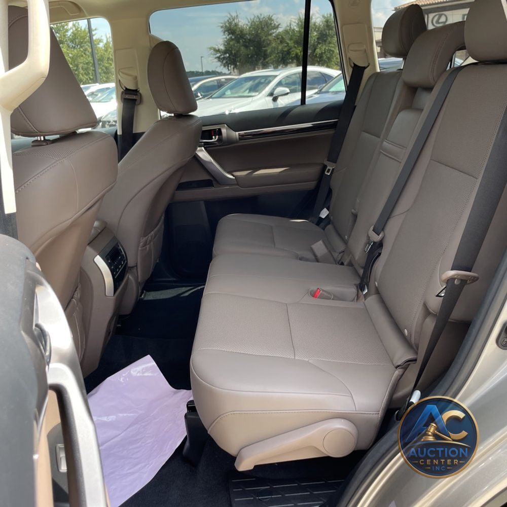2023 Lexus GX 460 Base