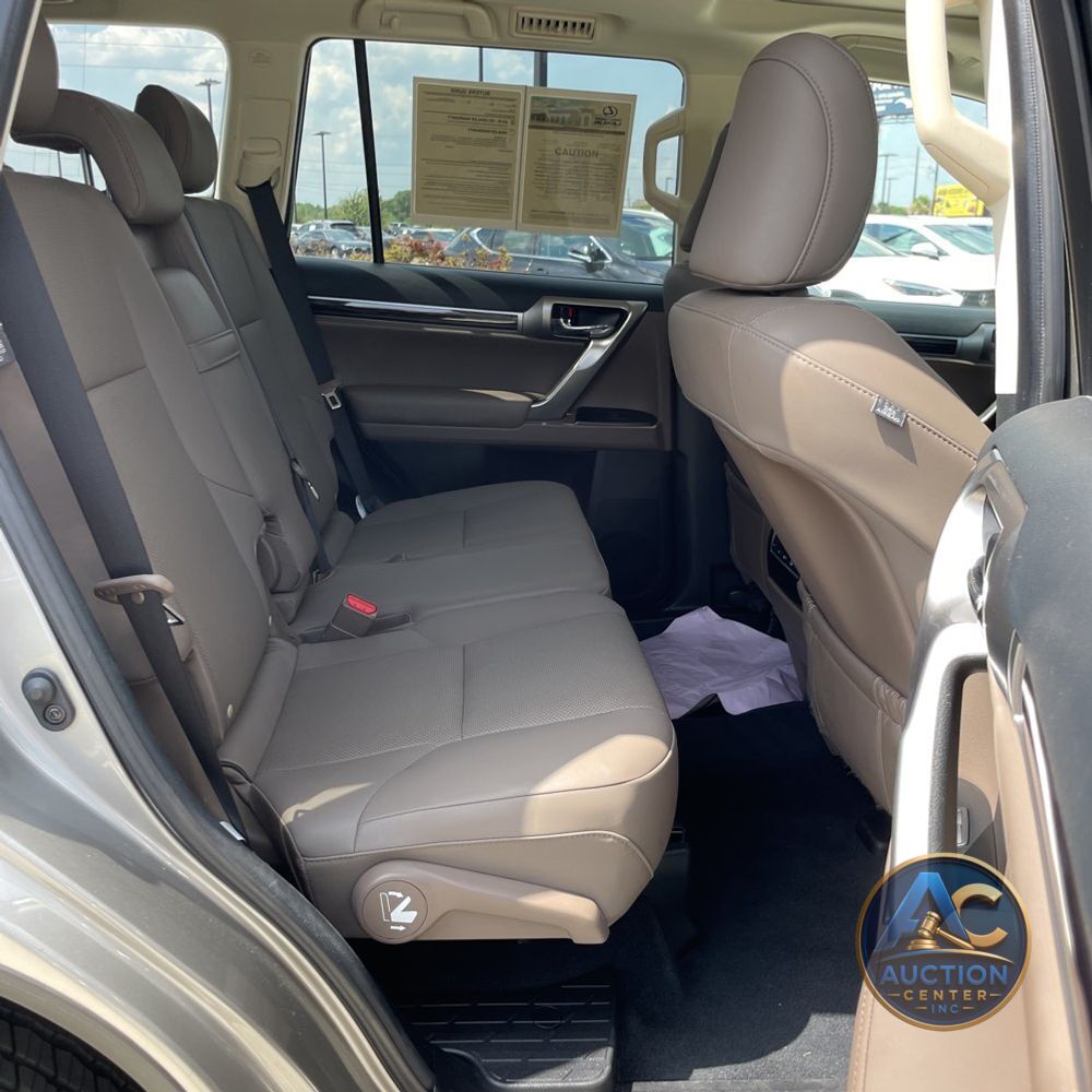2023 Lexus GX 460 Base