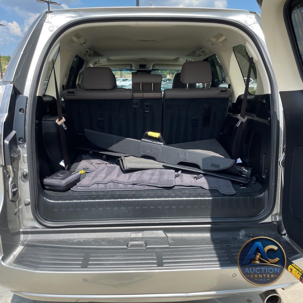 2023 Lexus GX 460 Base