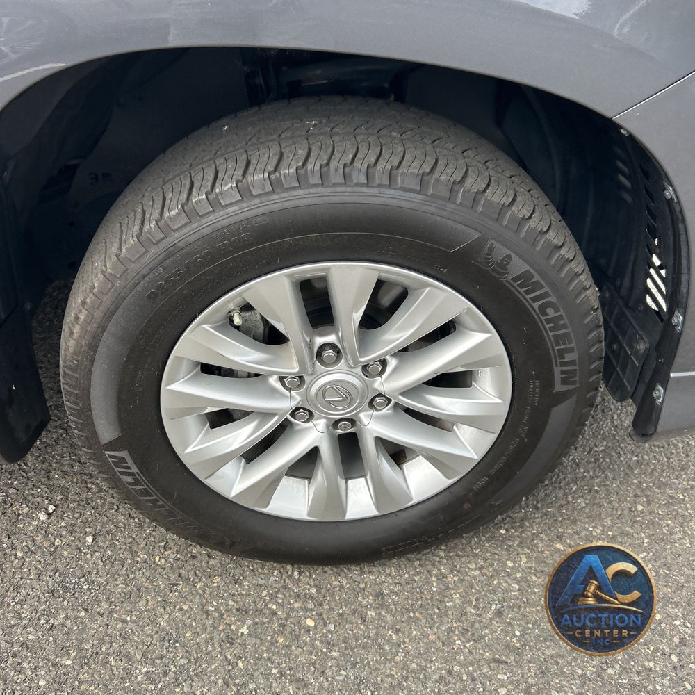 2023 Lexus GX 460 Base