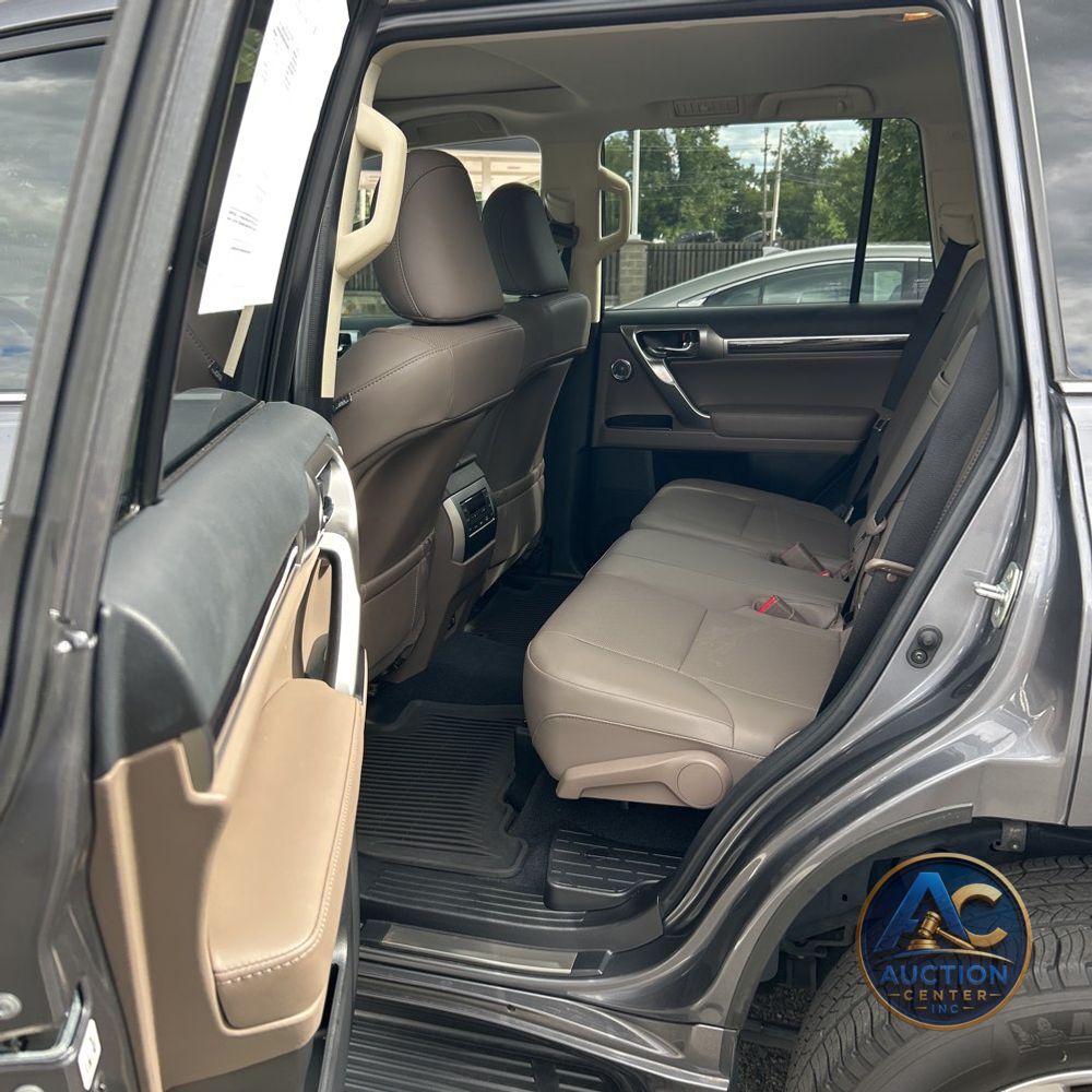 2023 Lexus GX 460 Base