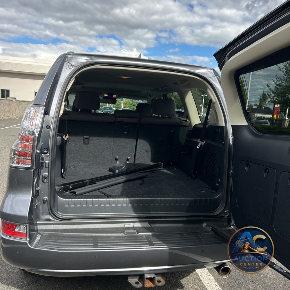 2023 Lexus GX 460 Base