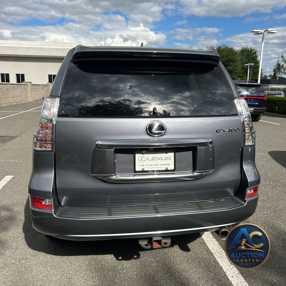 2023 Lexus GX 460 Base