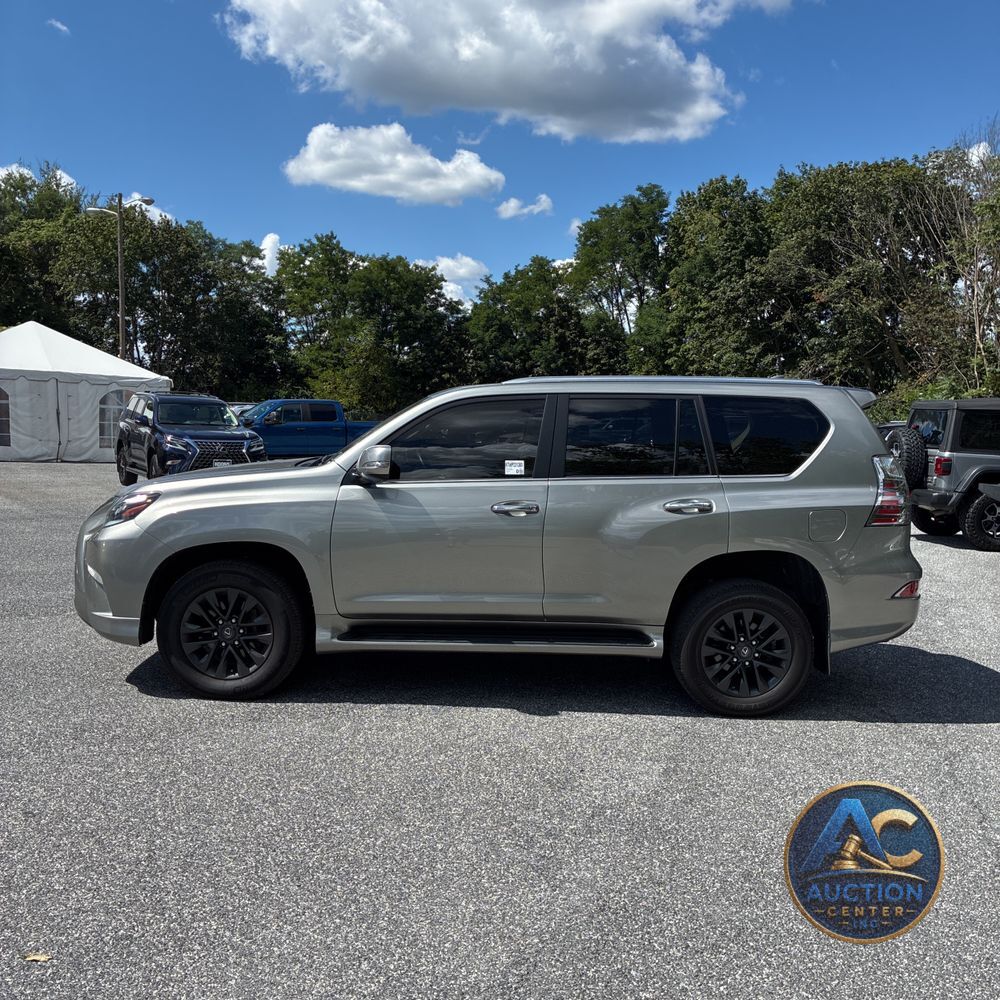2023 Lexus GX 460 Base