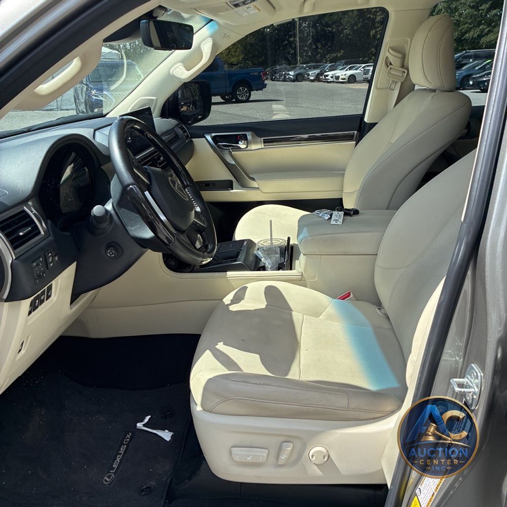 2023 Lexus GX 460 Base