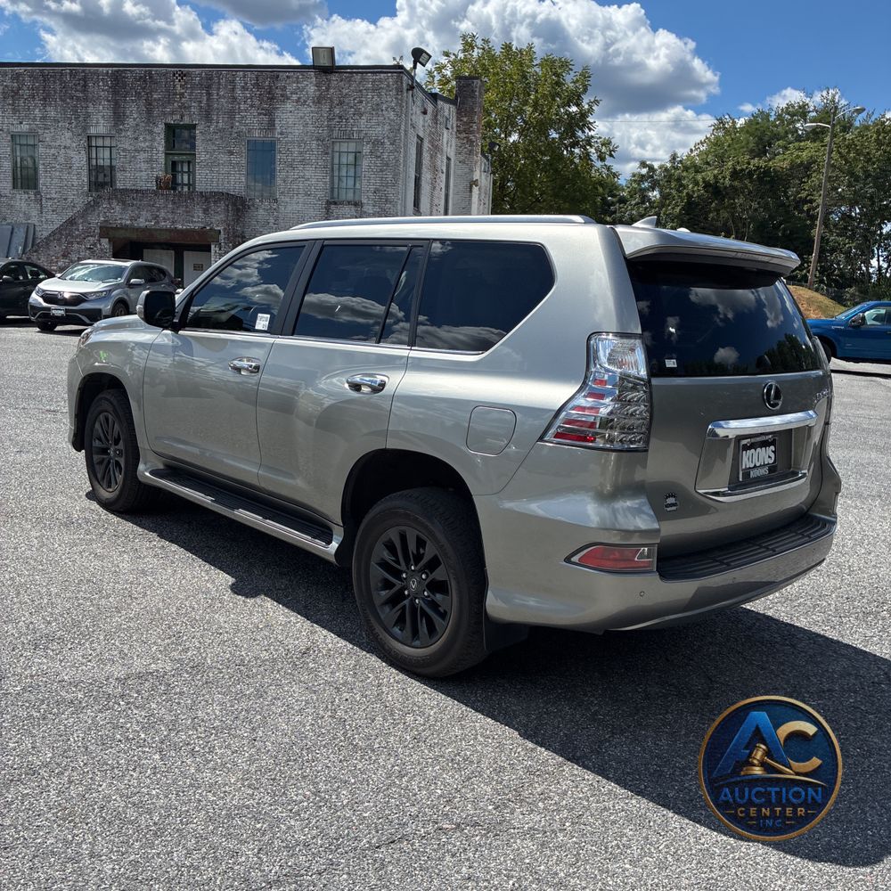 2023 Lexus GX 460 Base