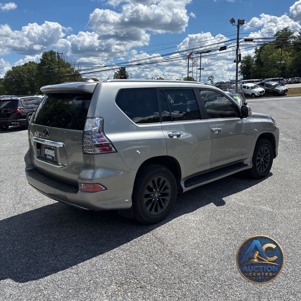 2023 Lexus GX 460 Base