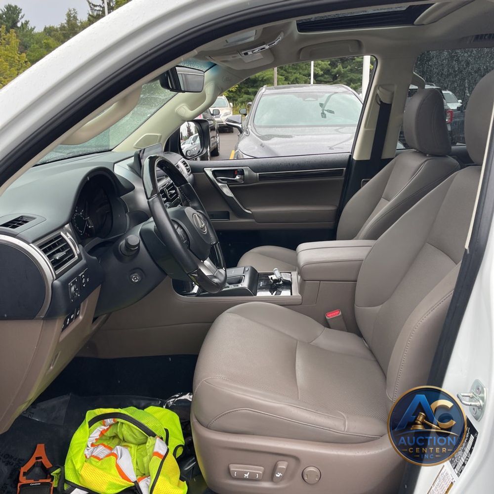 2023 Lexus GX 460 Base