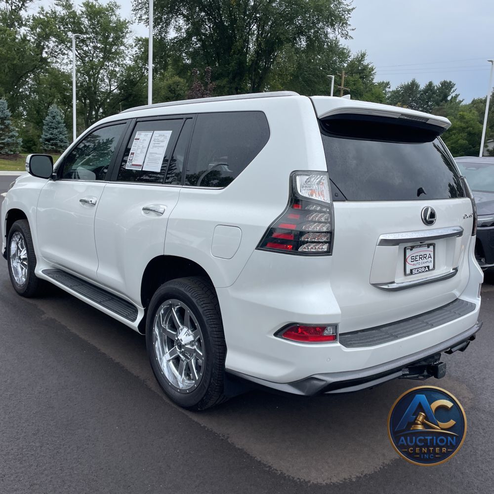 2023 Lexus GX 460 Base