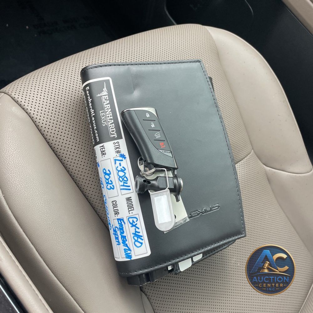 2023 Lexus GX 460 Base