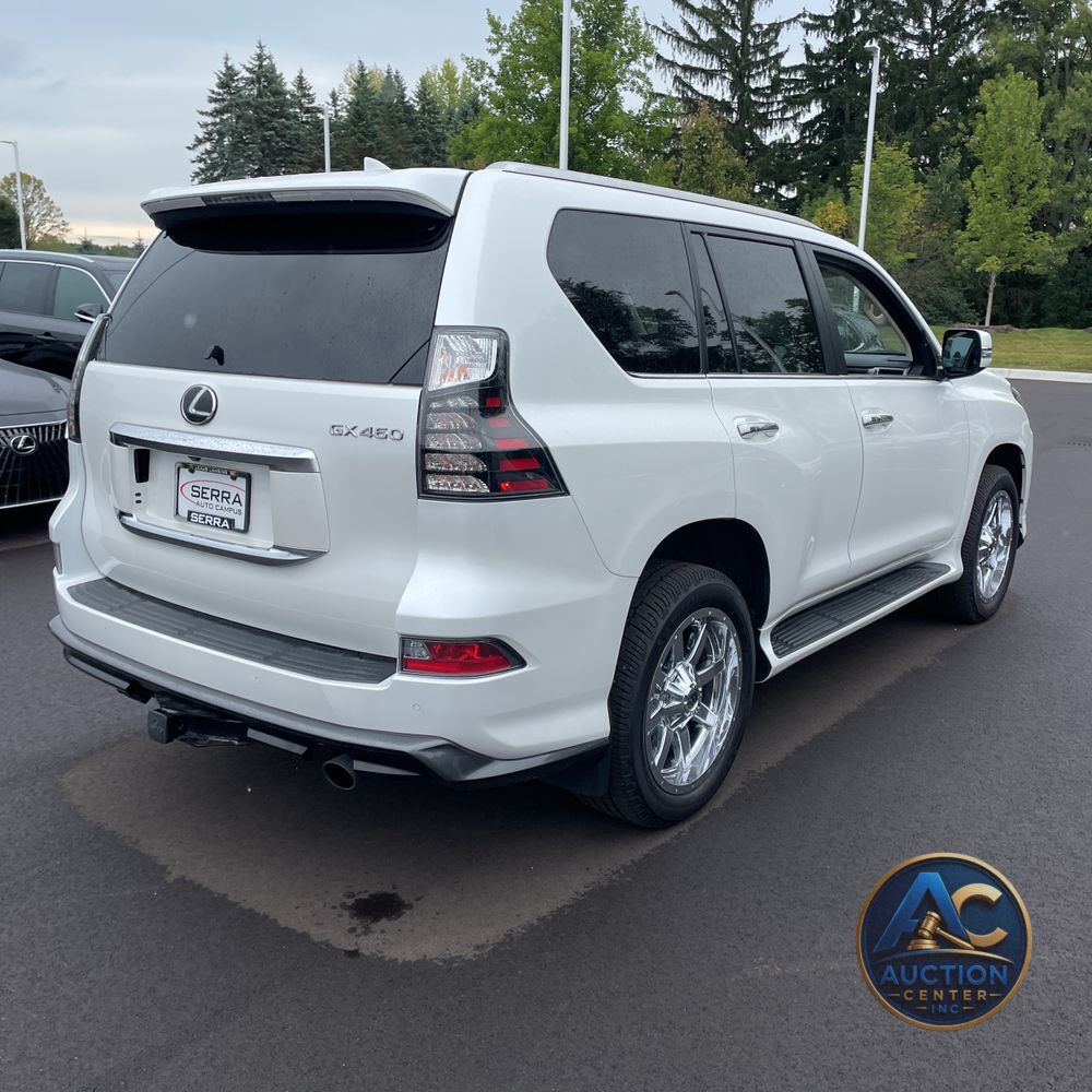 2023 Lexus GX 460 Base