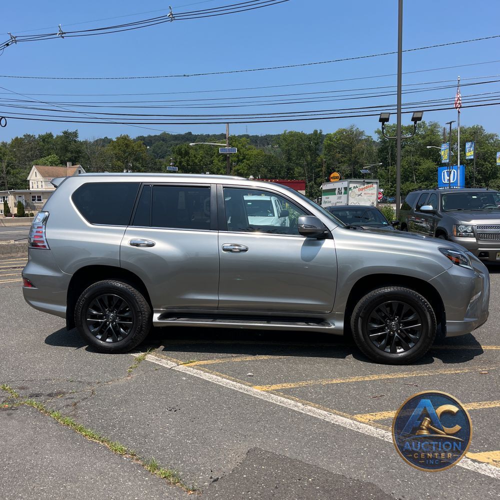 2023 Lexus GX 460 Base