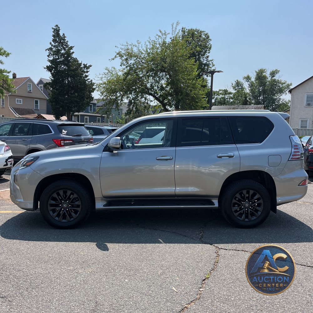 2023 Lexus GX 460 Base