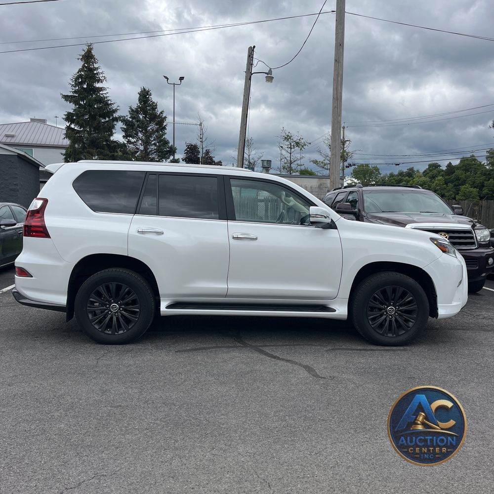 2022 Lexus GX 460 Base