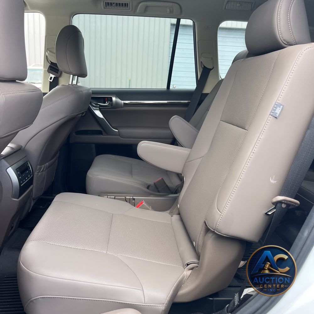 2022 Lexus GX 460 Base