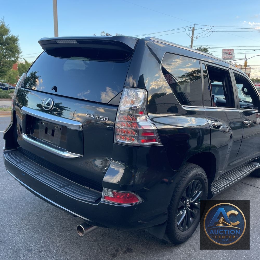 2023 Lexus GX 460 Base