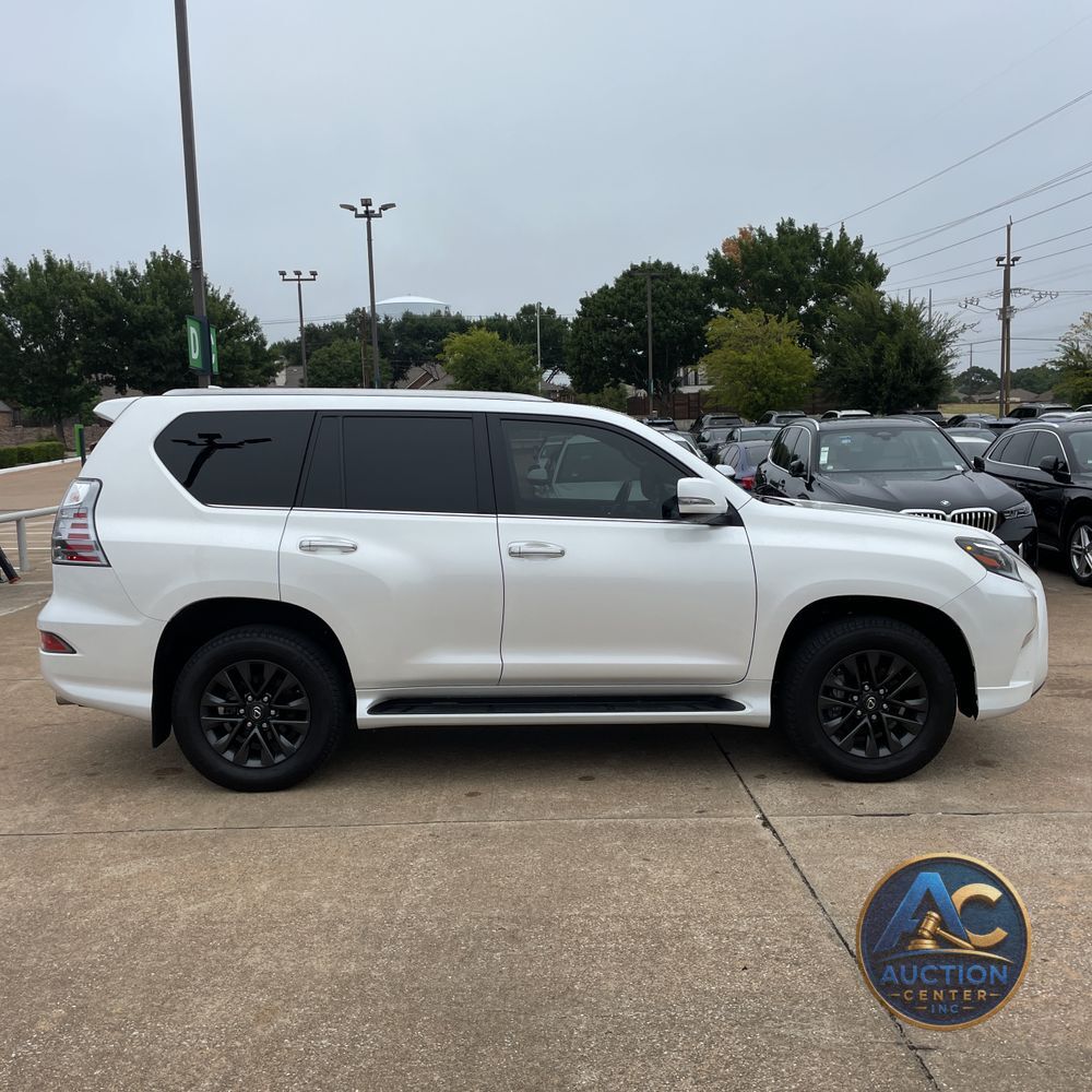 2023 Lexus GX 460 Base