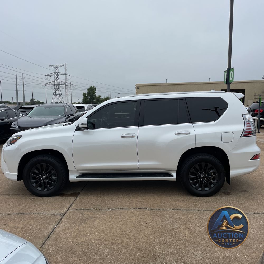 2023 Lexus GX 460 Base