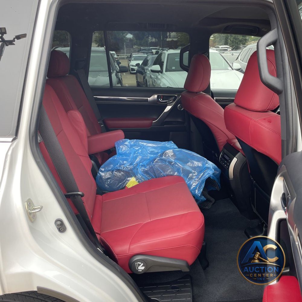 2023 Lexus GX 460 Base