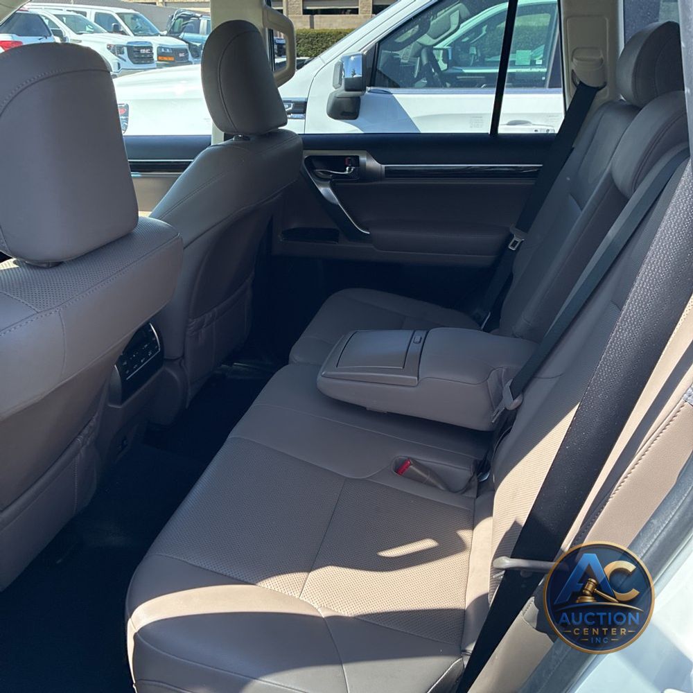 2022 Lexus GX 460 Base