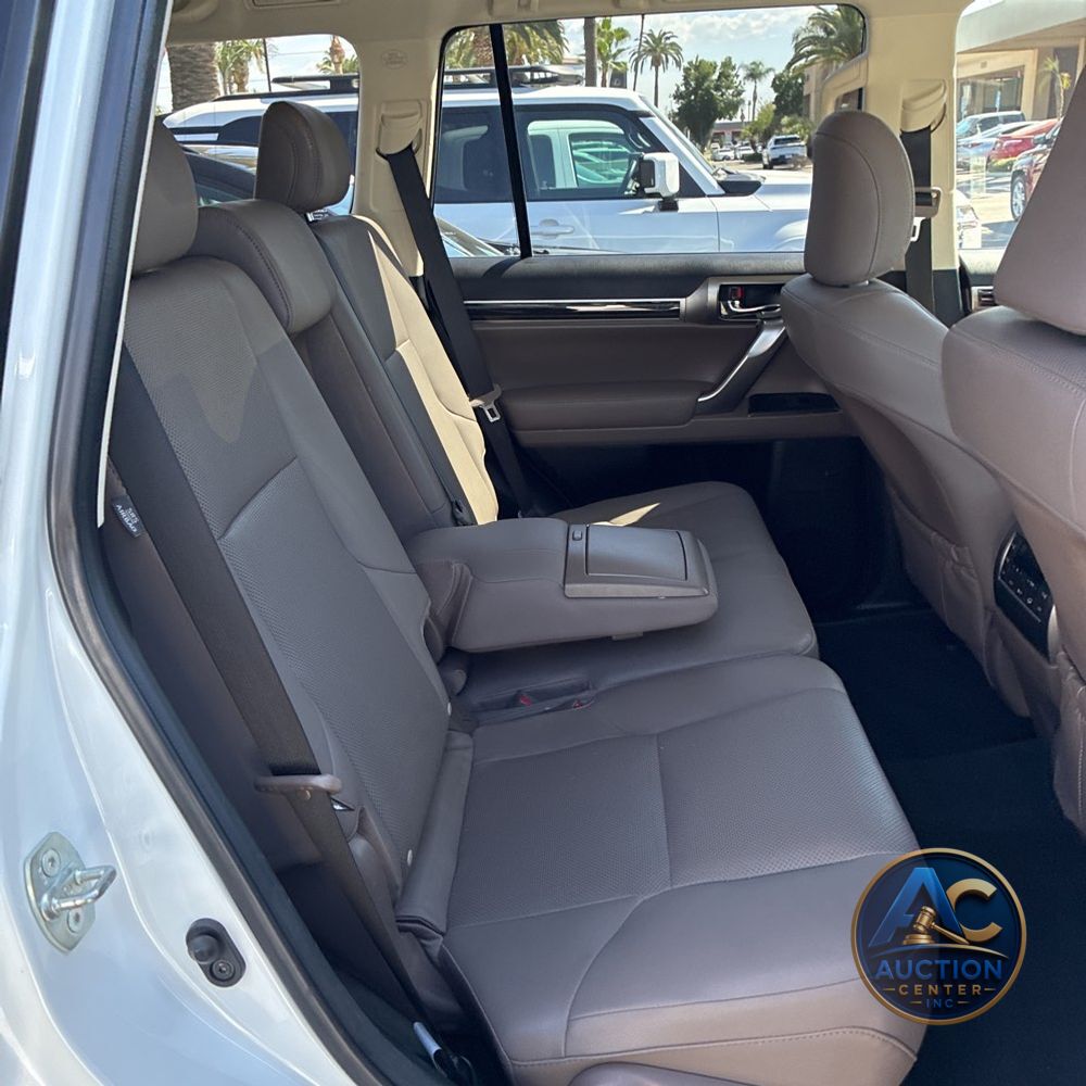 2022 Lexus GX 460 Base