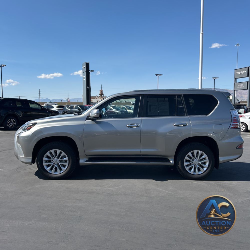 2023 Lexus GX 460 Base
