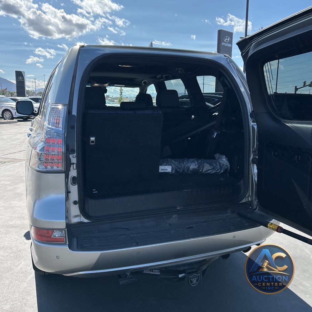2023 Lexus GX 460 Base