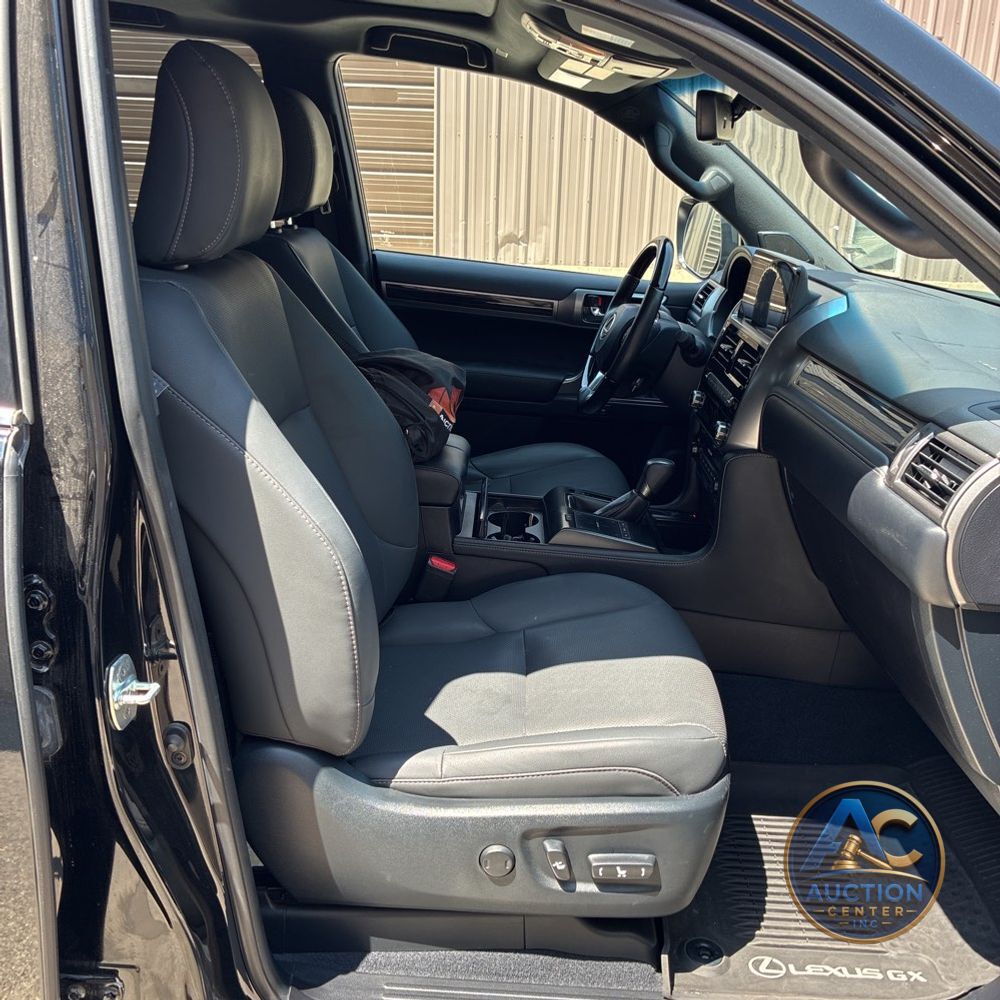 2023 Lexus GX 460 Base