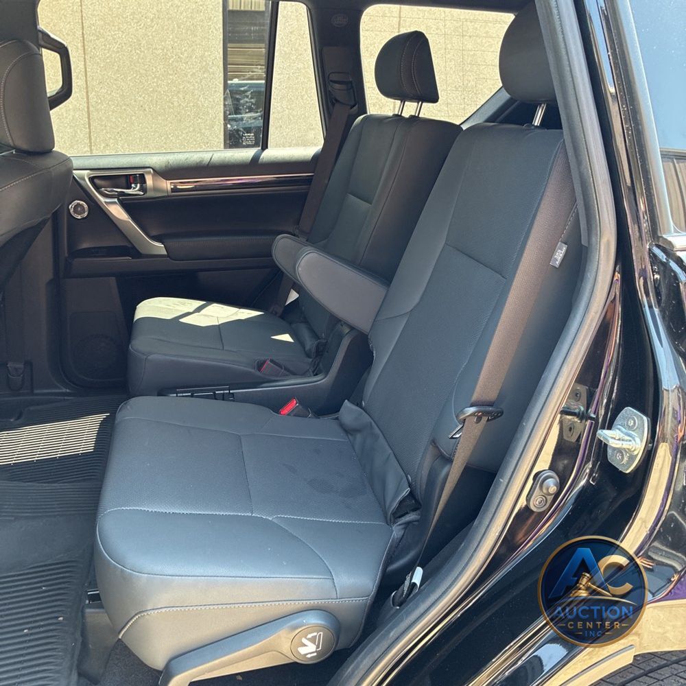 2023 Lexus GX 460 Base