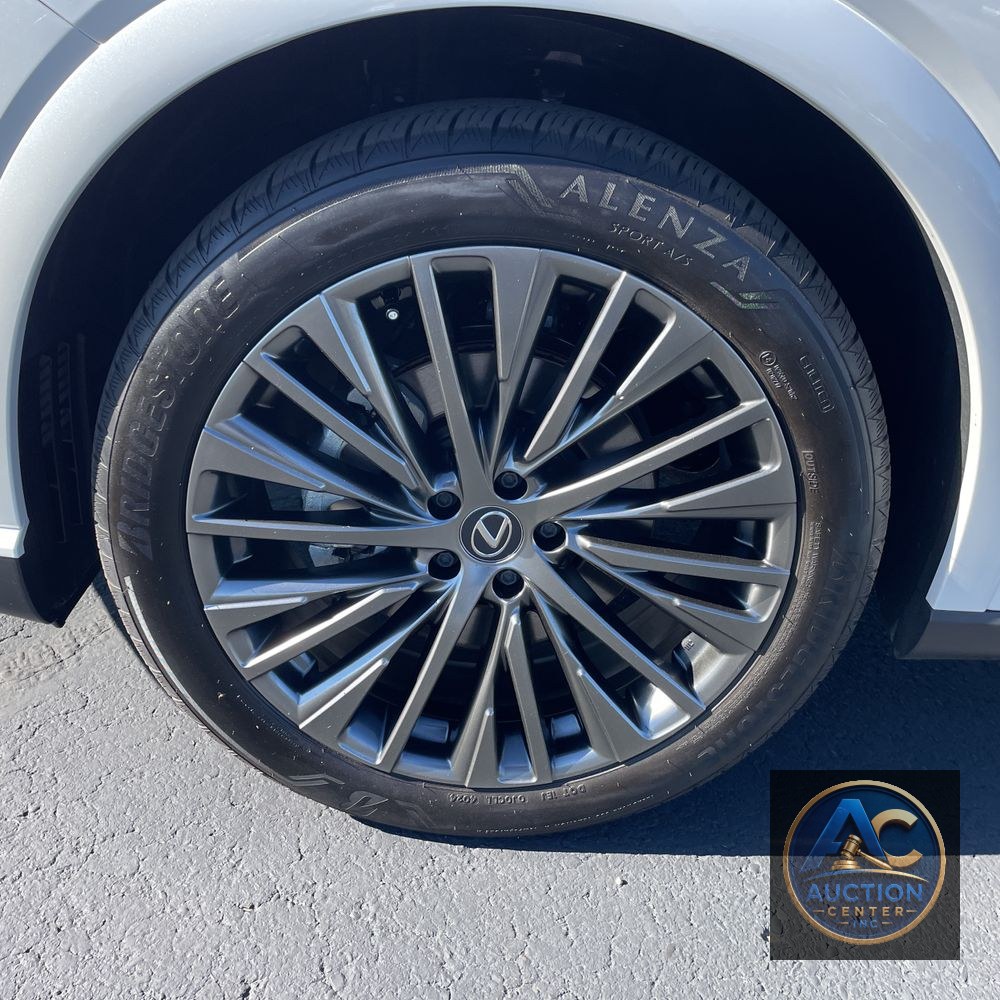 2025 Lexus RX 450h+ Luxury