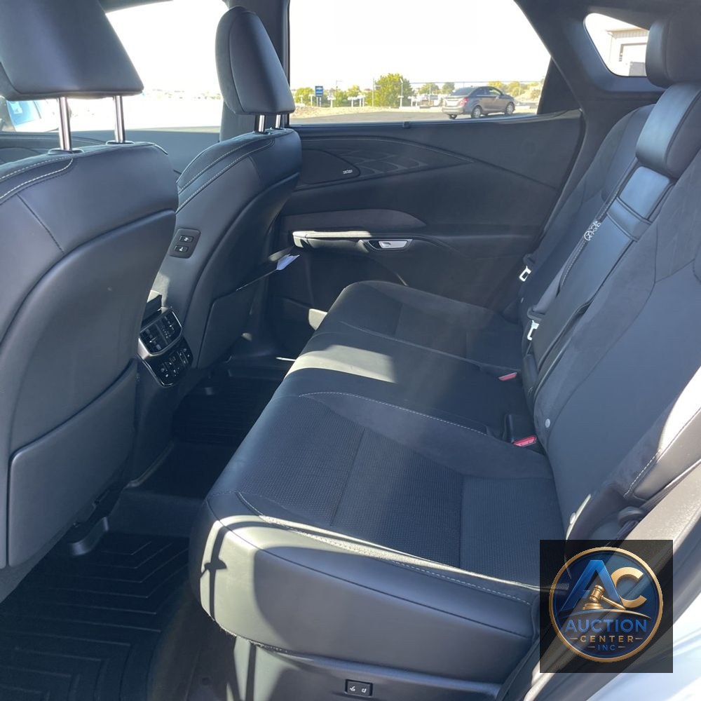 2025 Lexus RX 450h+ Luxury