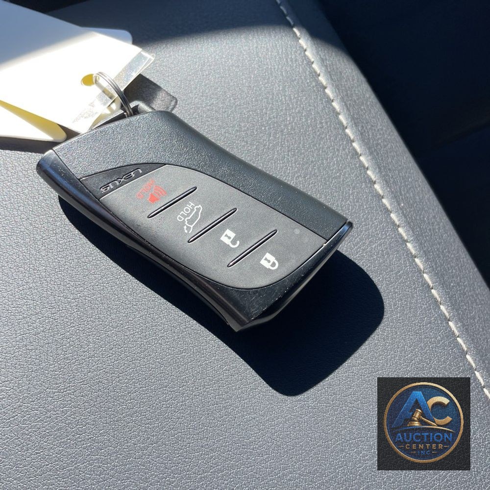 2025 Lexus RX 450h+ Luxury