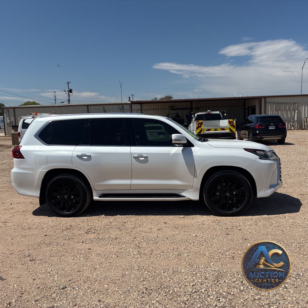 2020 Lexus LX 570 Three-Row