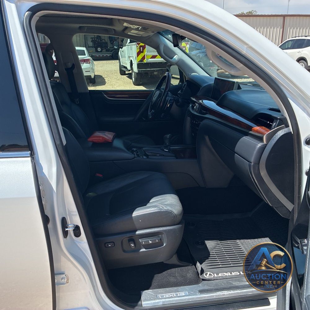 2020 Lexus LX 570 Three-Row