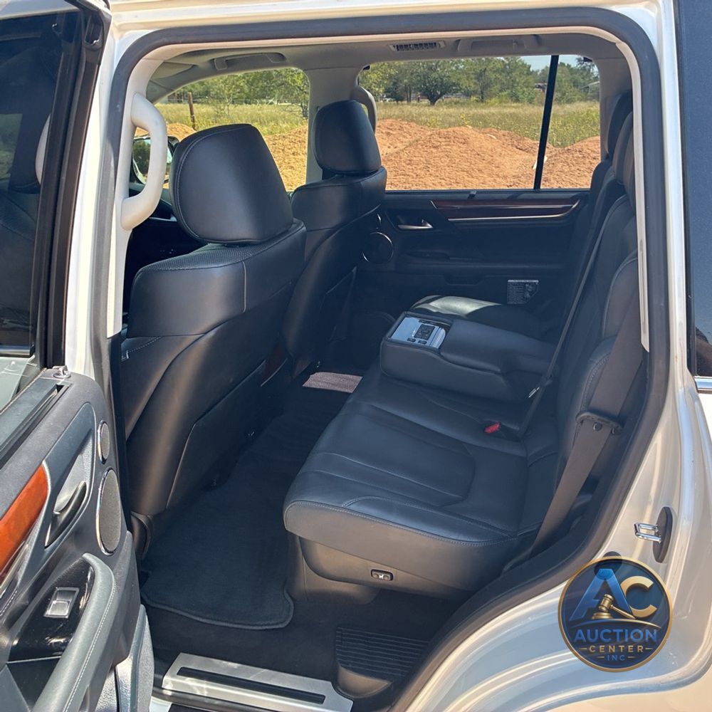 2020 Lexus LX 570 Three-Row