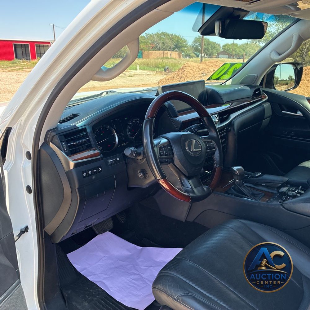 2020 Lexus LX 570 Three-Row
