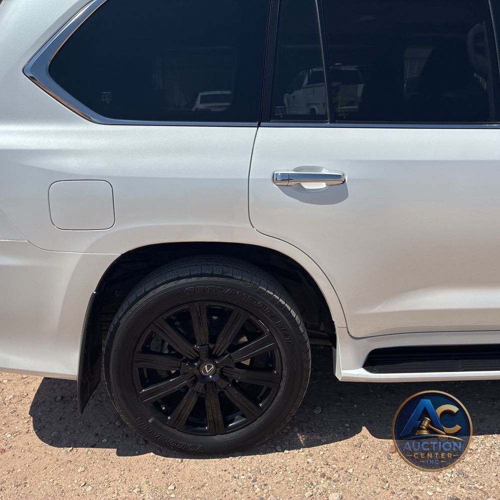 2020 Lexus LX 570 Three-Row