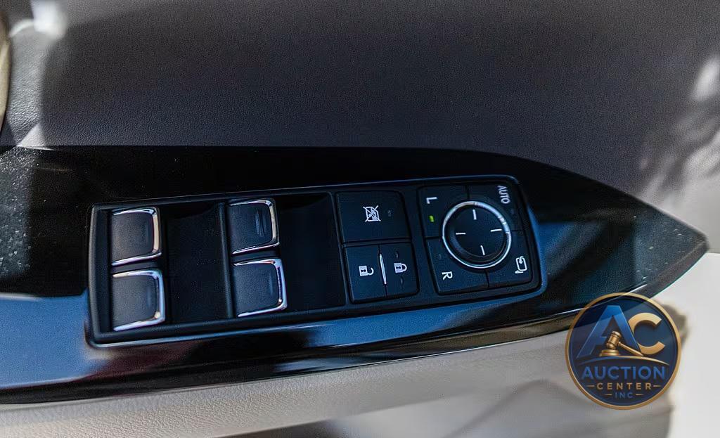 2021 Lexus LX570 3 Row SUV