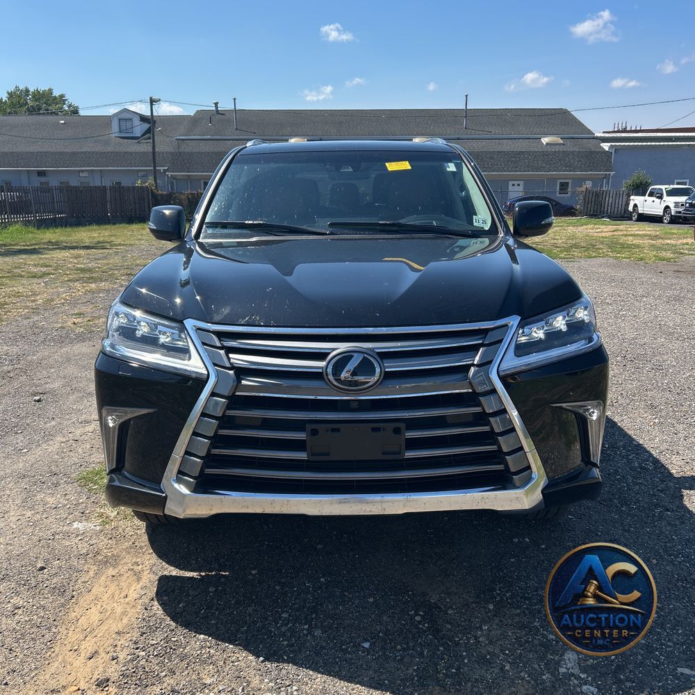 2021 Lexus LX 570 Three-Row