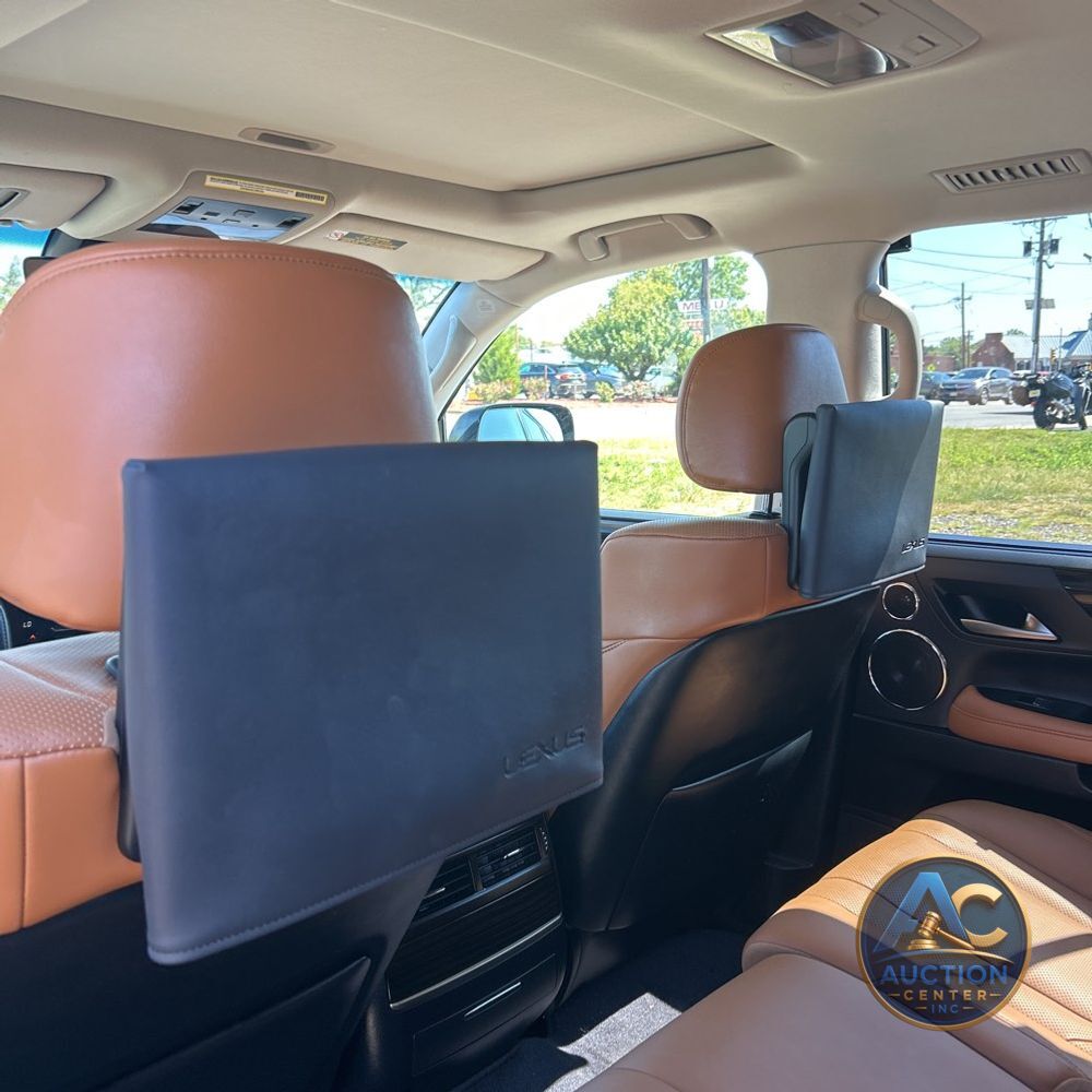 2021 Lexus LX 570 Three-Row