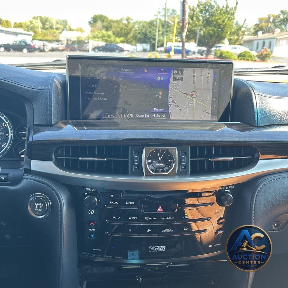2021 Lexus LX 570 Three-Row